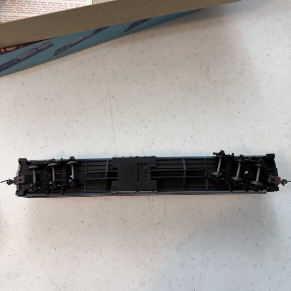 Athearn HO Scale 1875 Observation Coach - Baltimore & Ohio - With Box & Inst - Picture 8 of 16